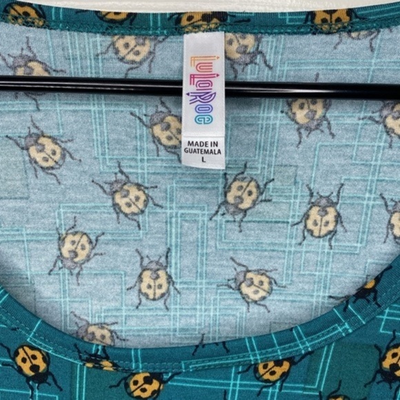 LuLaRoe classic tee teal ladybug NWT - Picture 2 of 5